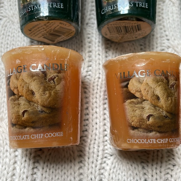 12 New Village Candle votives. 9 different scents. Key Lime Pie/Banana Nut Bread - Picture 5 of 7